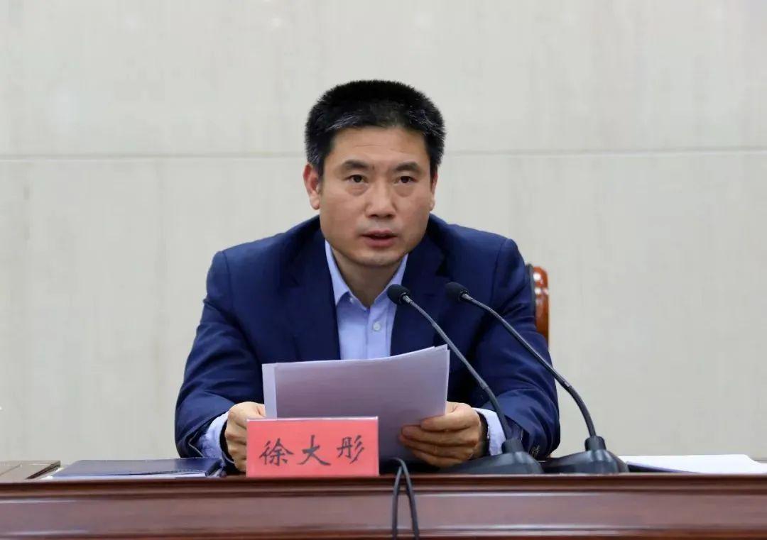 莊長(zhǎng)興，職場(chǎng)巨人的進(jìn)化之路——不斷追求學(xué)習(xí)與變化的力量